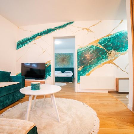Apartment Vila Idila Tuzla Eksteriør bilde