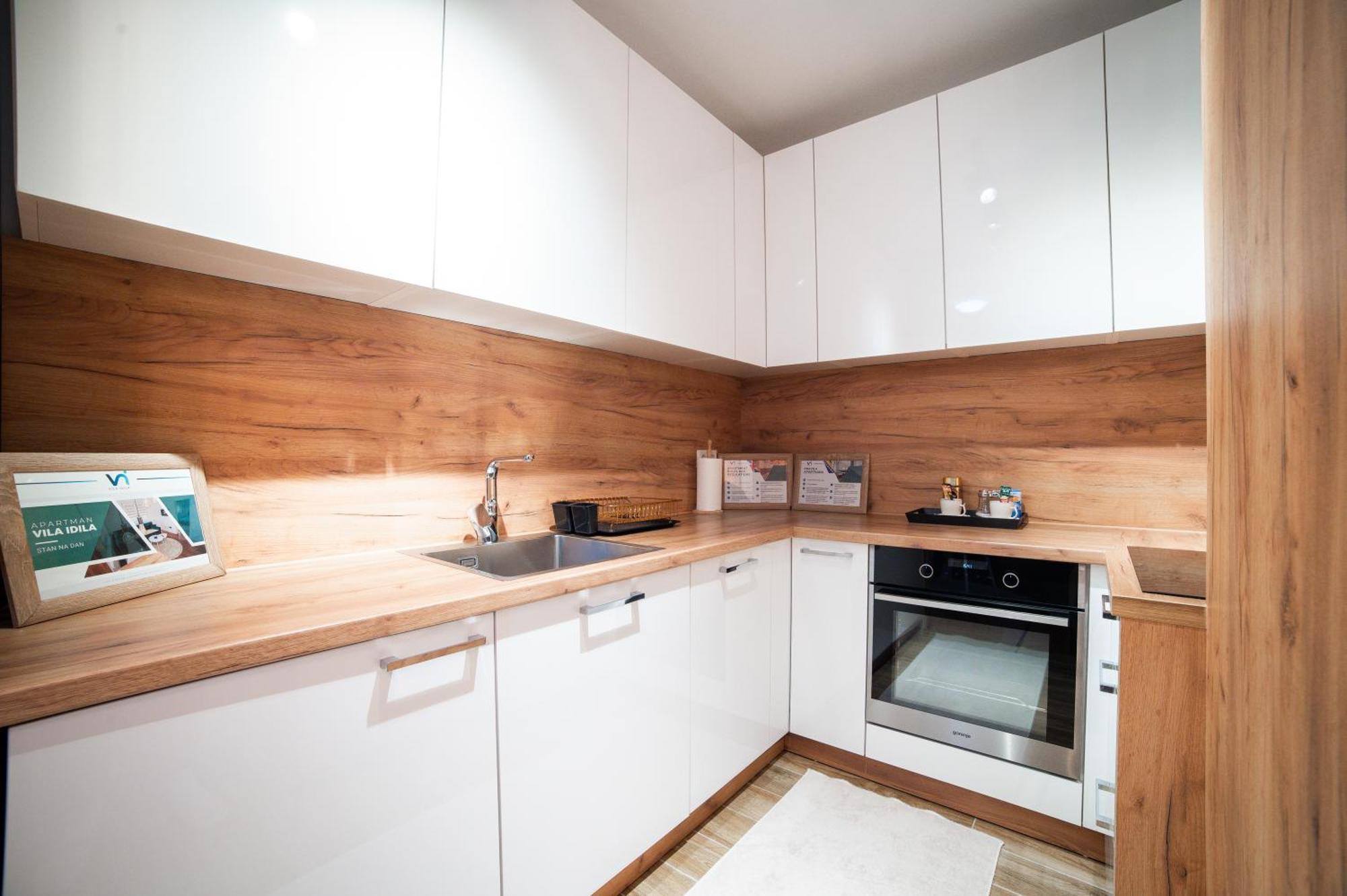 Apartment Vila Idila Tuzla Eksteriør bilde