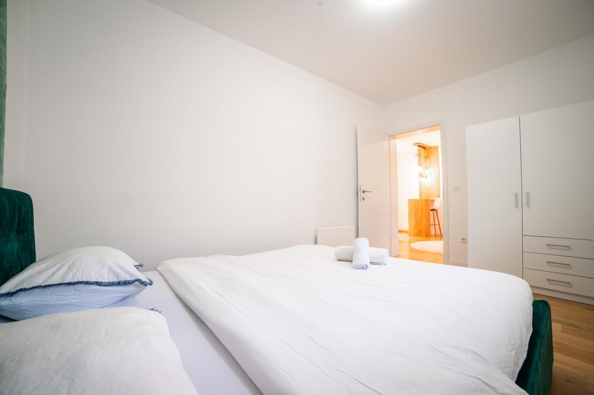 Apartment Vila Idila Tuzla Eksteriør bilde